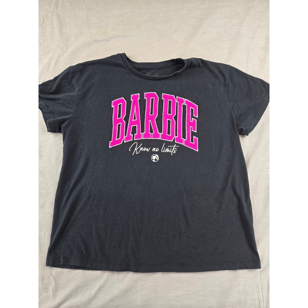 Barbie Womens Graphic T-Shirt Black Pink Know No‎ Limits Chenille Logo L
